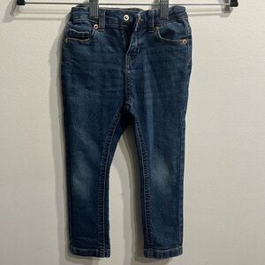 Toddler girls Victory Heart jeans. Size 3.